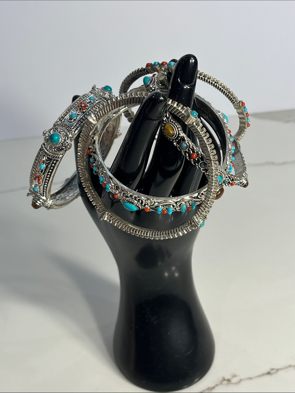 5 SilverTone Turquoise, Coral, Cat’s Eye Accent Bangle Bracelet Set. Faux stones - Picture 2 of 16